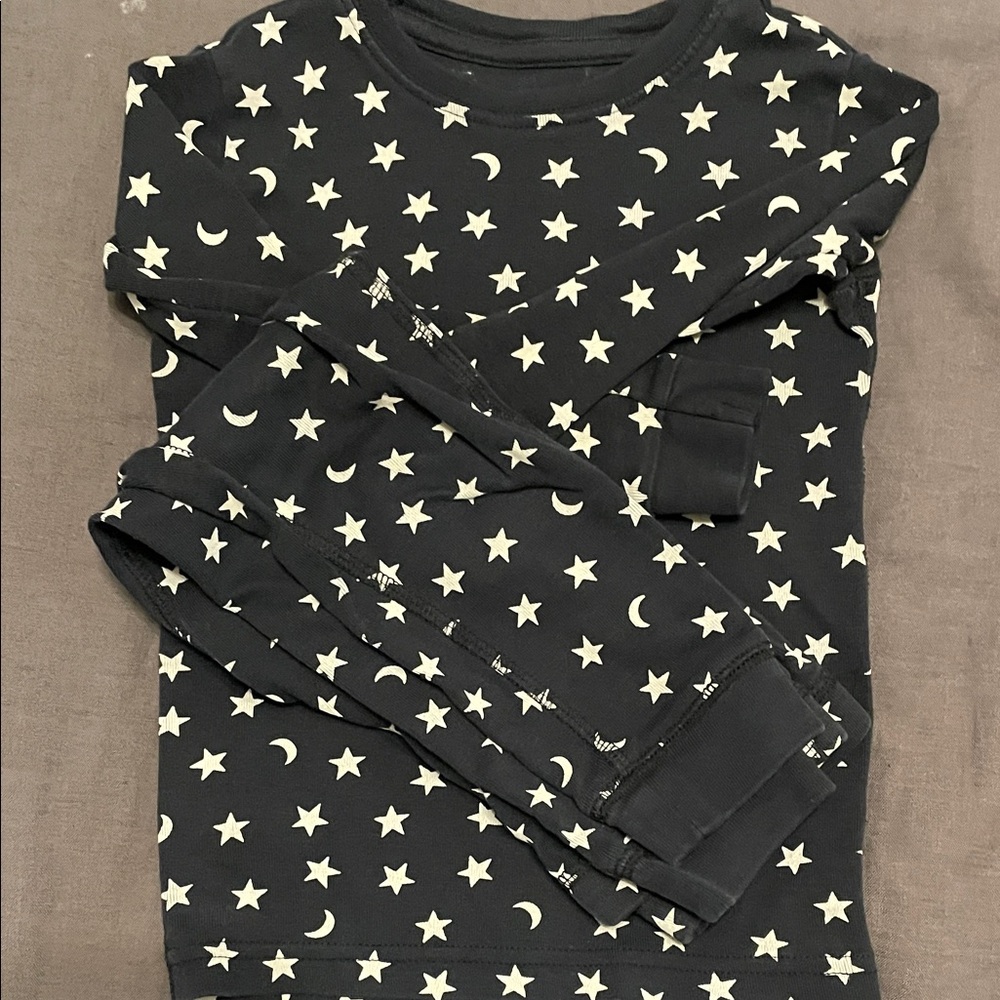 Primary Kids Black Star and Moon Pajamas
